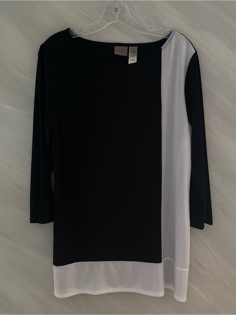 Chico's Easywear 2 (L) Black/White Textured Colorblock 3/4 Sleeve Tunic Blouse